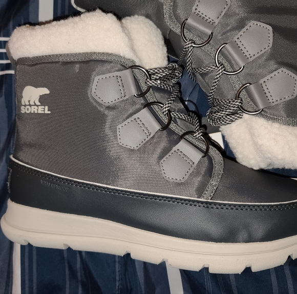 Sorel Boots - Picture 4 of 14